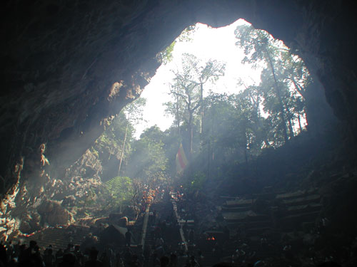  パヒュームパゴダの洞窟の中