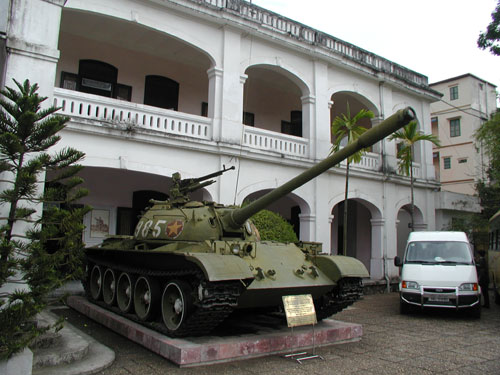 ハノイの軍事博物館にあった戦車