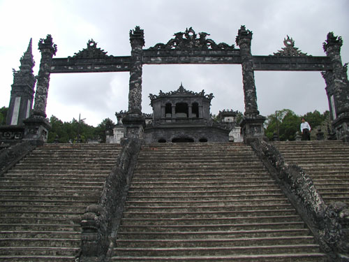階段と帝廟