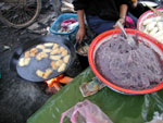 カオパムチューン(紫芋フリッター)
